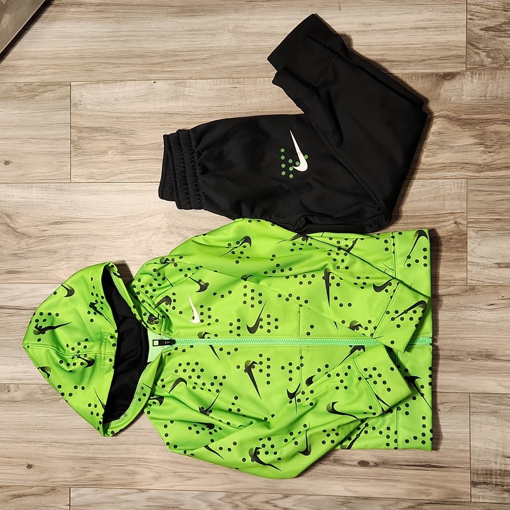 Nike set